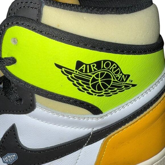 Jordan 1 Retro High Volt Gold White Black Men’s Size 9 Rare OG Colorway Shoe‎ main image 10